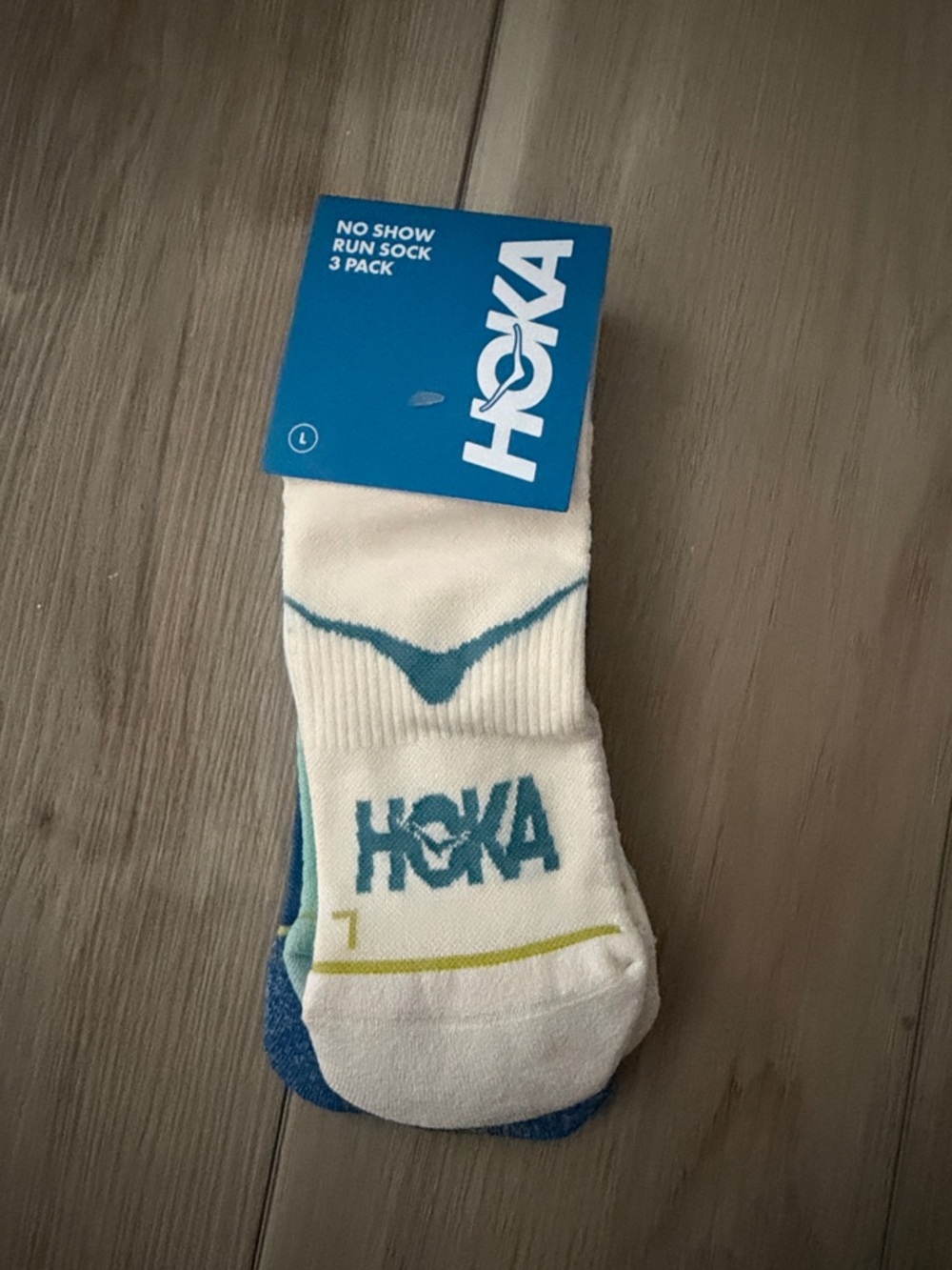 NWT Hoka no show run socks